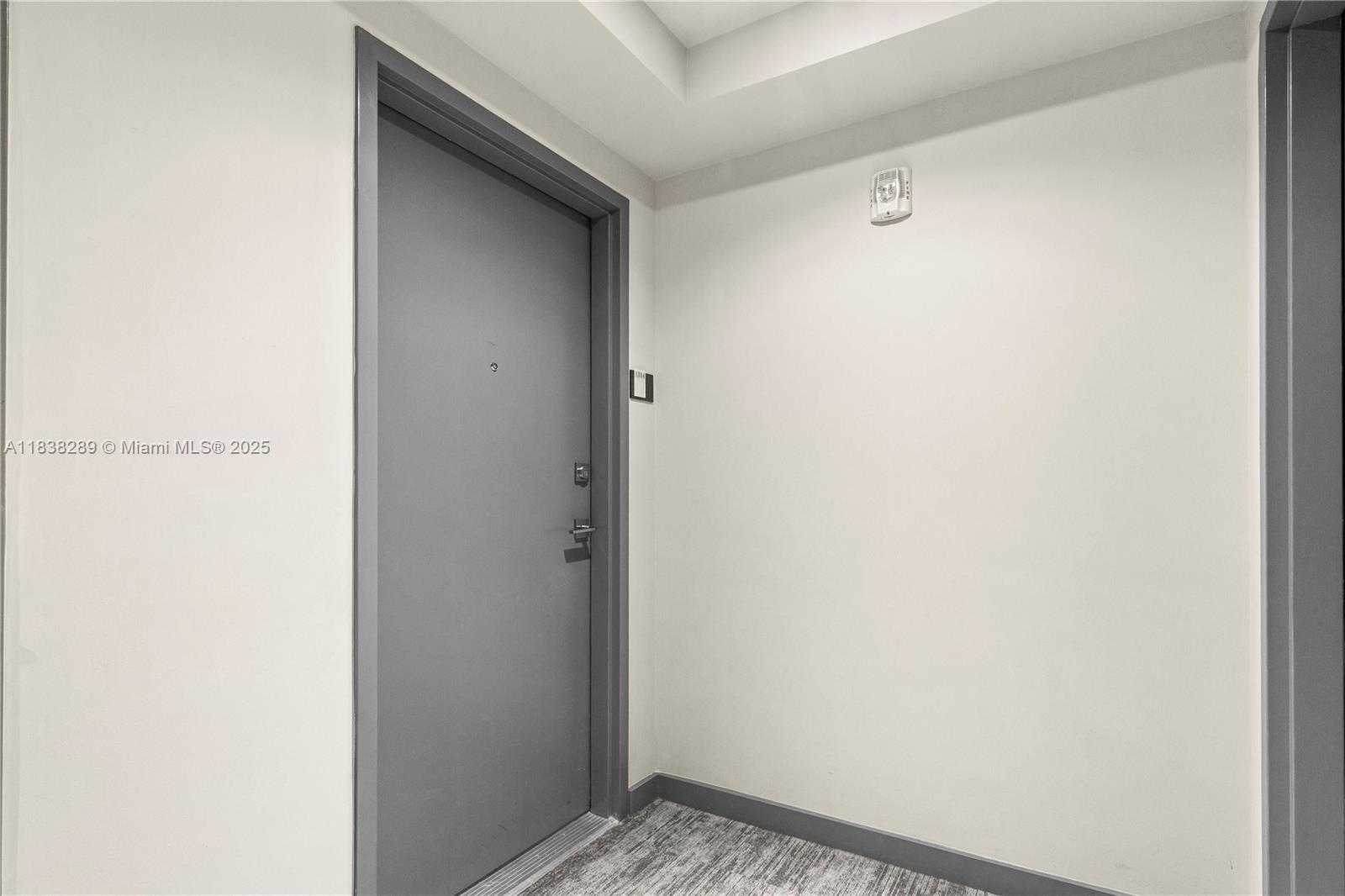 Small Image of 5300 PASEO BLVD #1214, Doral Number 16