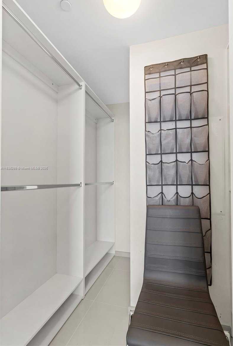 Small Image of 5300 PASEO BLVD #1214, Doral Number 6