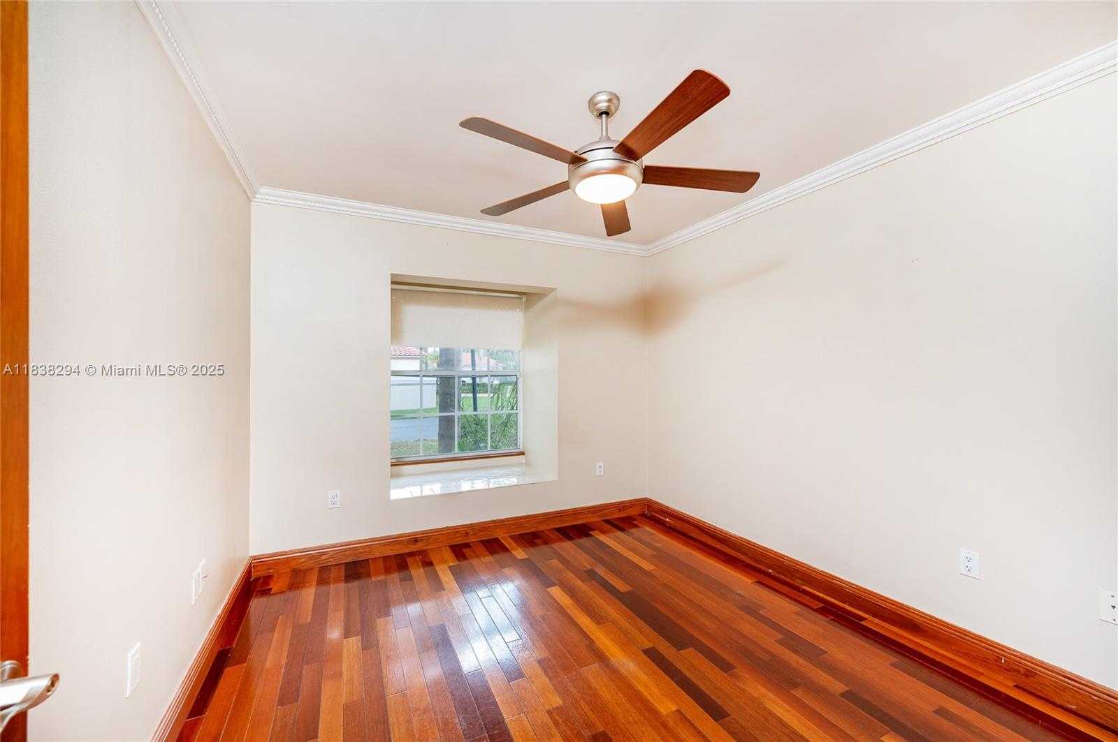 Small Image of 4725 NORTH WEST 103RD CT, Doral Number 17