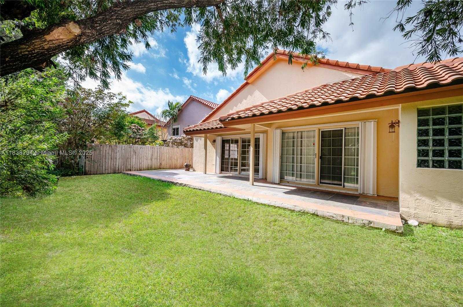 Small Image of 4725 NORTH WEST 103RD CT, Doral Number 30