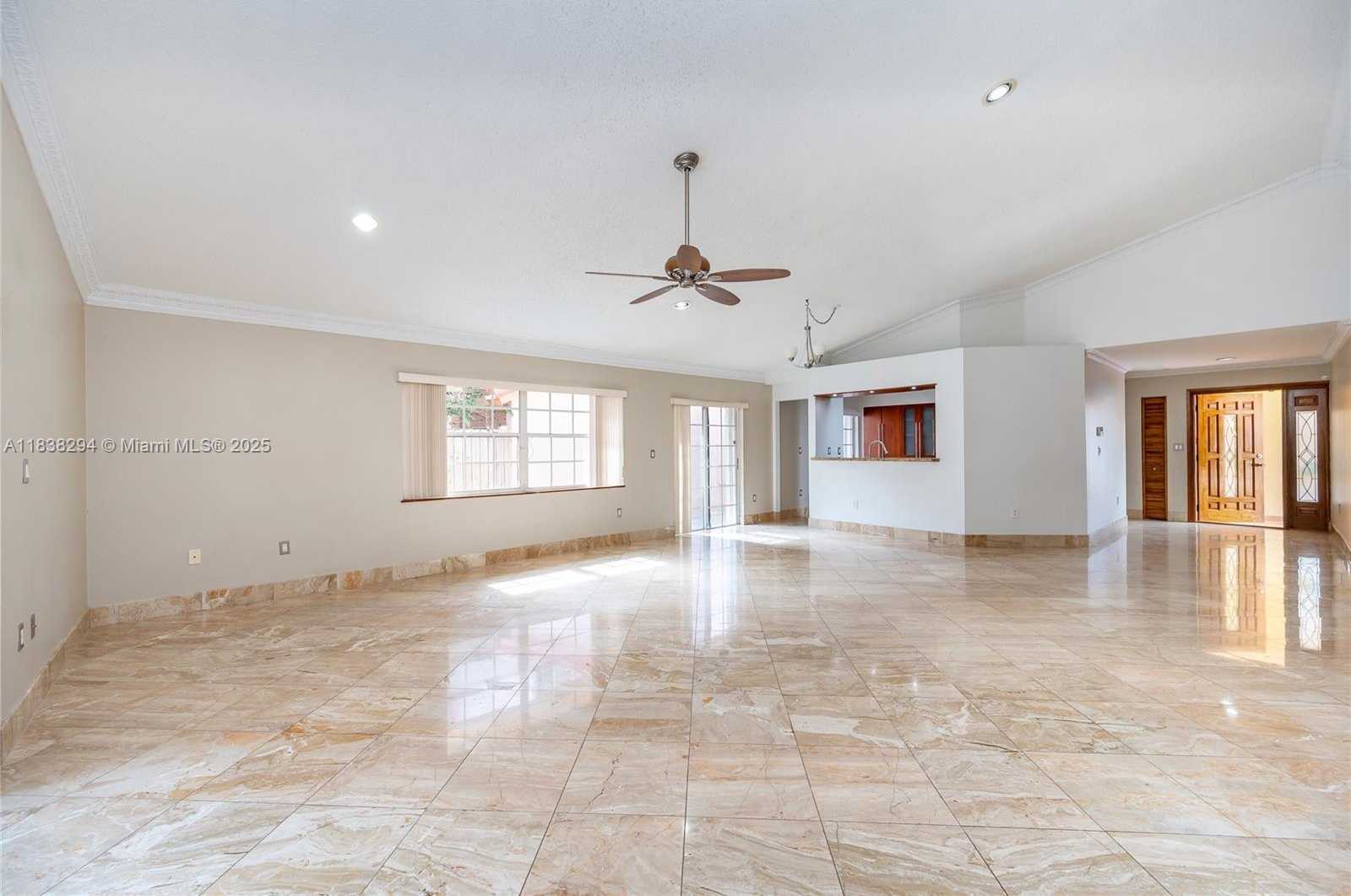 Small Image of 4725 NORTH WEST 103RD CT, Doral Number 9