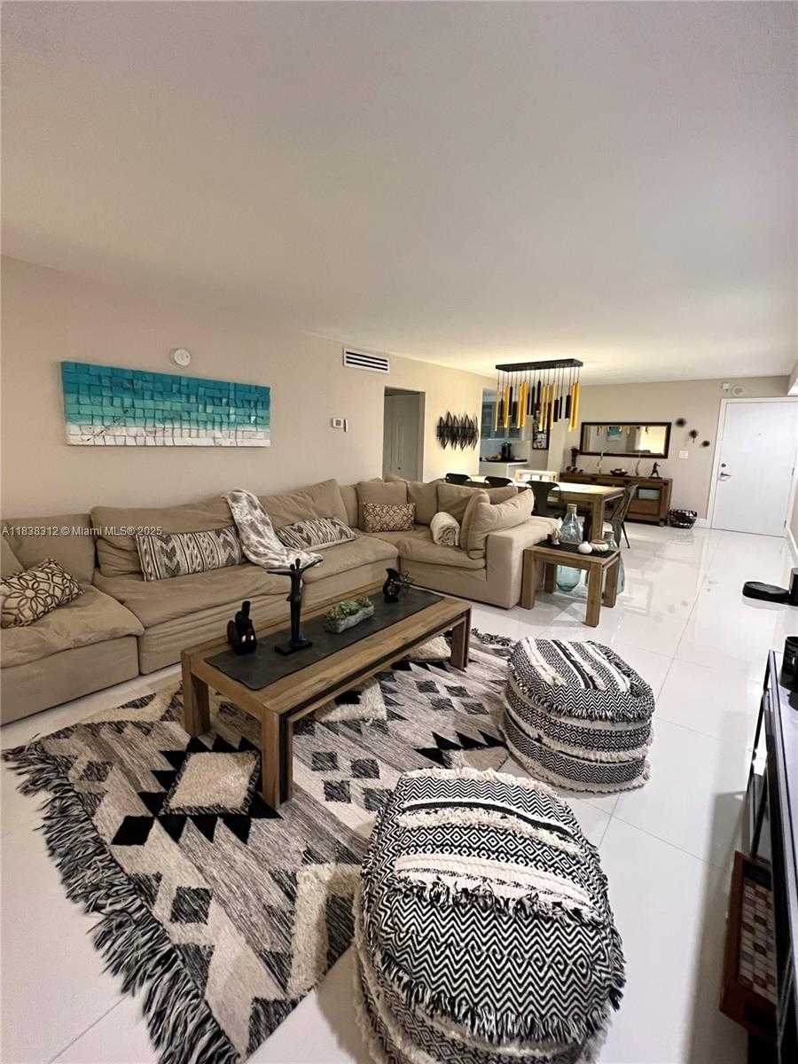 Small Image of 6770 EAST INDIAN CREEK DR #5P, Miami Beach Number 10