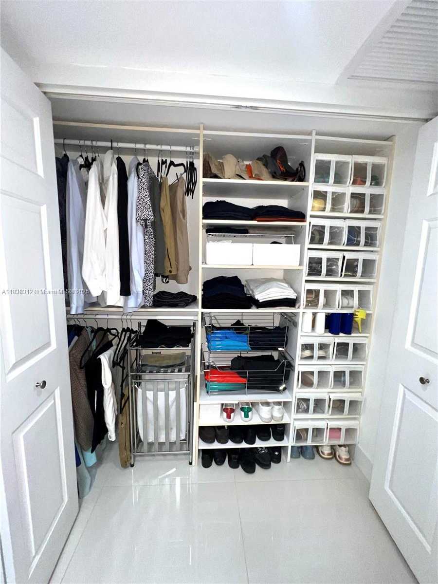 Small Image of 6770 EAST INDIAN CREEK DR #5P, Miami Beach Number 19