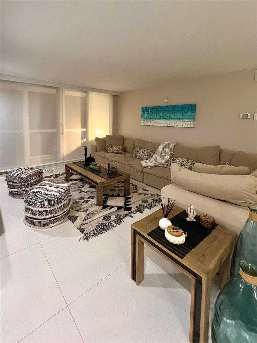 Small Image of 6770 EAST INDIAN CREEK DR #5P, Miami Beach Number 9