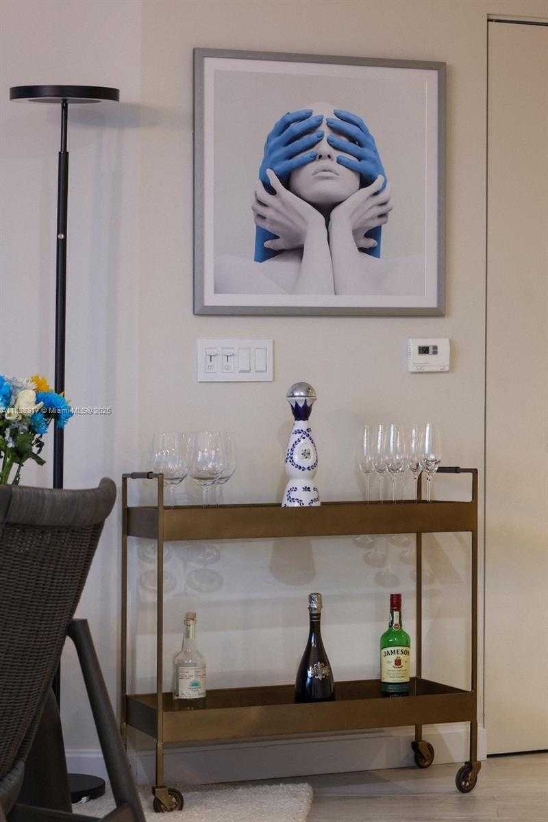 Small Image of 55 SOUTH WEST 9TH ST #1808, Miami Number 6
