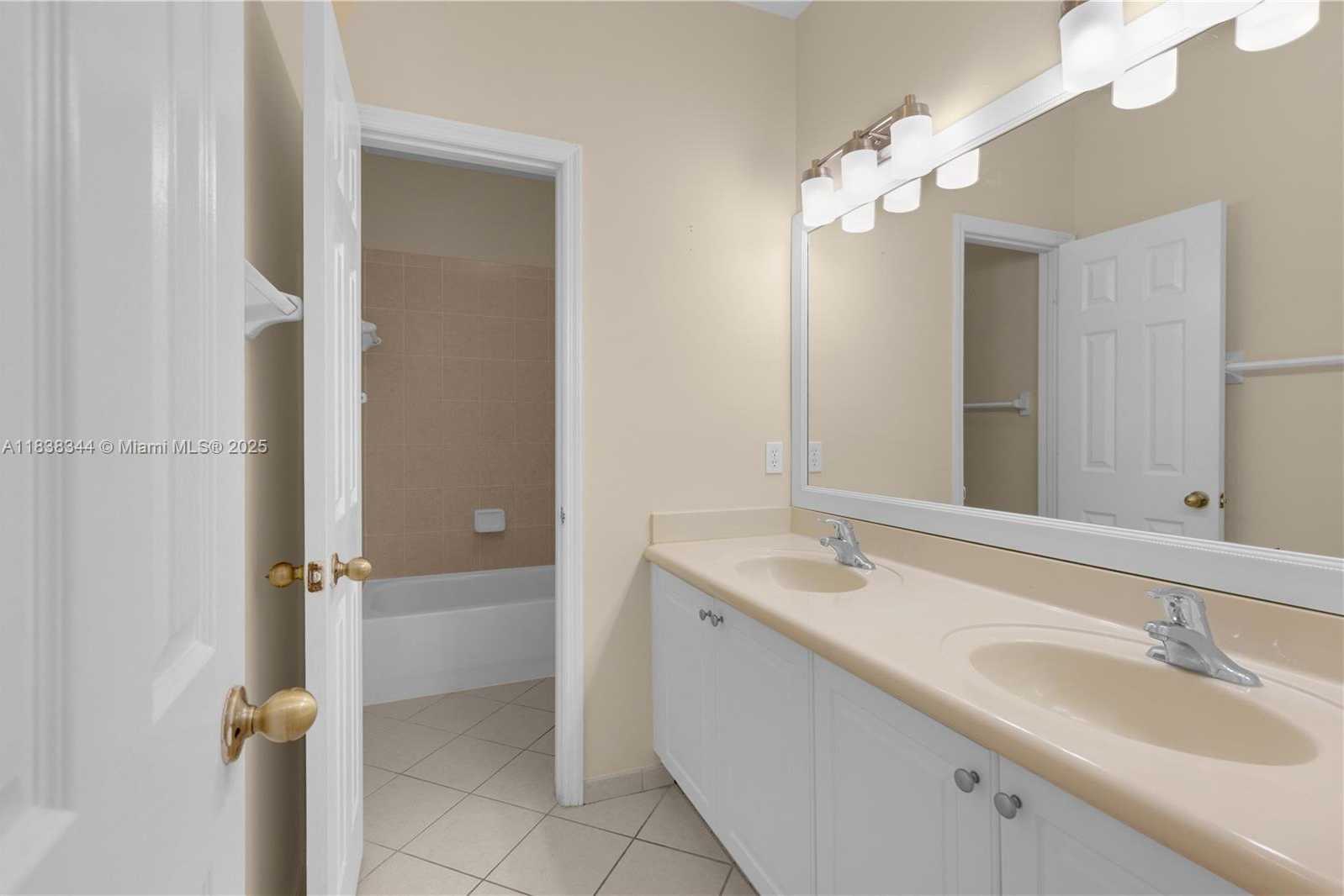 Small Image of 11358 SOUTH WEST 243RD TER, Homestead Number 25