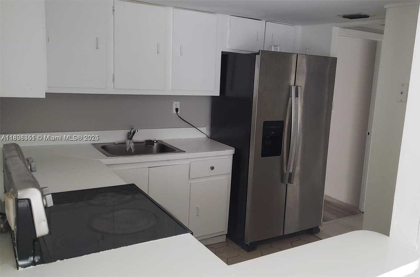Small Image of 200 177TH #402, Sunny Isles Beach Number 8