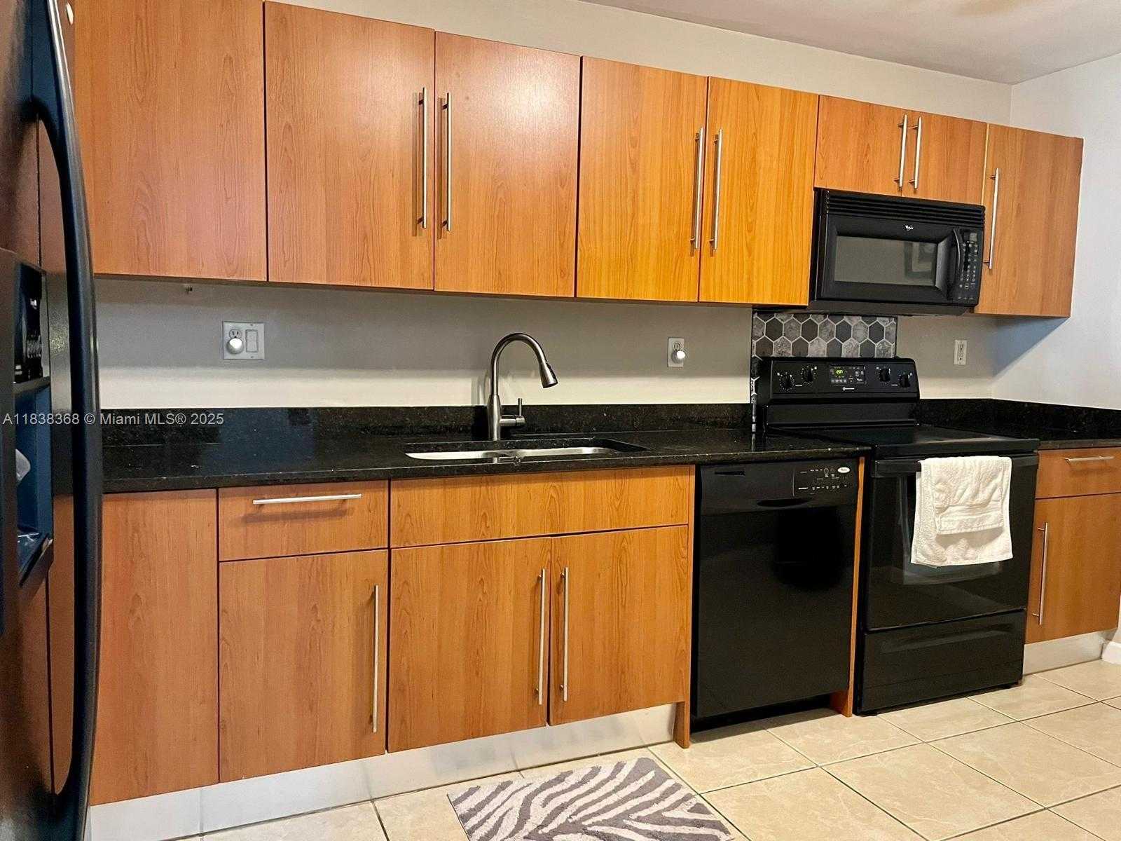 Small Image of 3001 SOUTH OCEAN DR #335, Hollywood Number 11