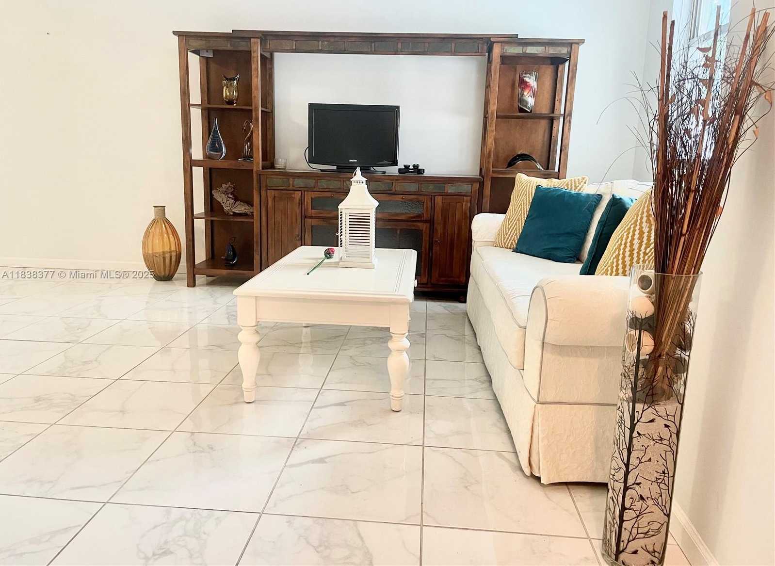 Small Image of 3001 SOUTH OCEAN DR #235, Hollywood Number 6