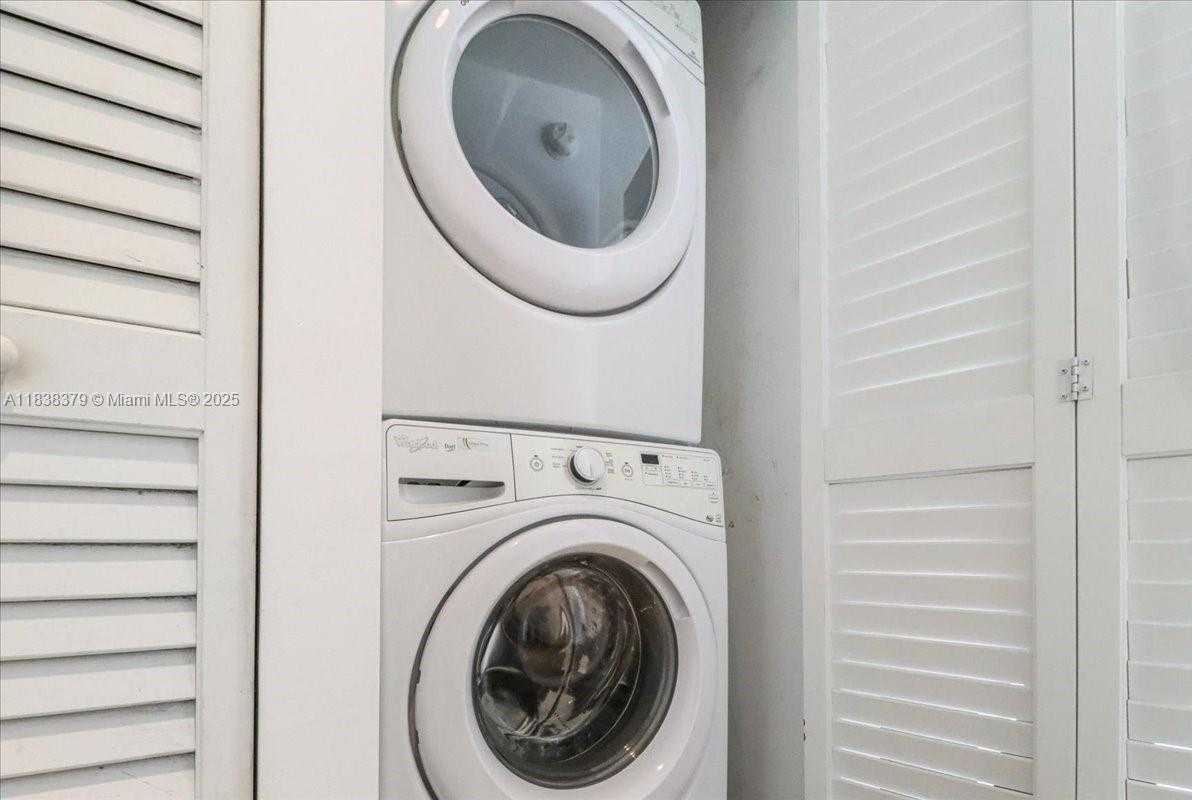 Imagen de Pequeño Objeto