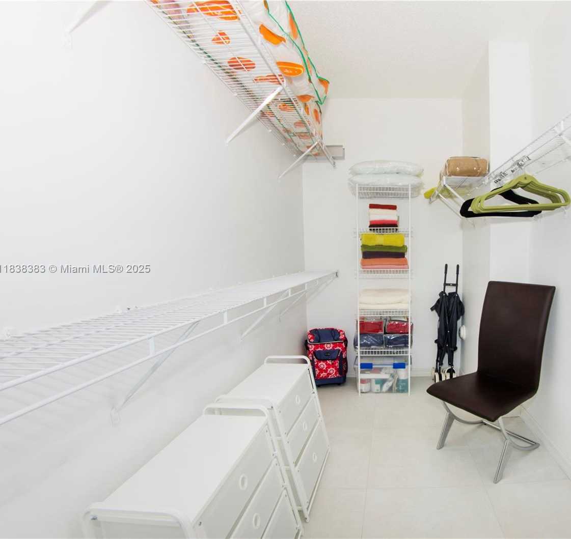 Small Image of 17145 NORTH BAY RD #4402, Sunny Isles Beach Number 16