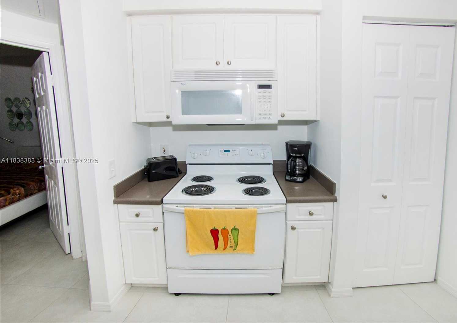Small Image of 17145 NORTH BAY RD #4402, Sunny Isles Beach Number 19