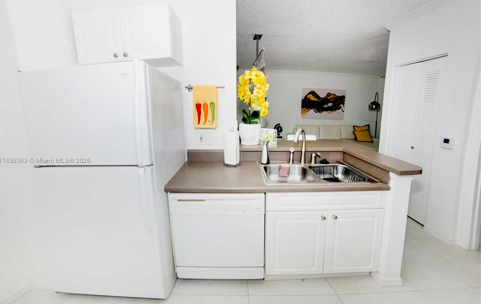 Small Image of 17145 NORTH BAY RD #4402, Sunny Isles Beach Number 20