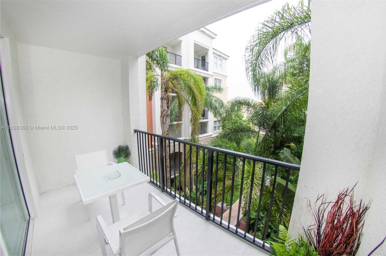Small Image of 17145 NORTH BAY RD #4402, Sunny Isles Beach Number 25