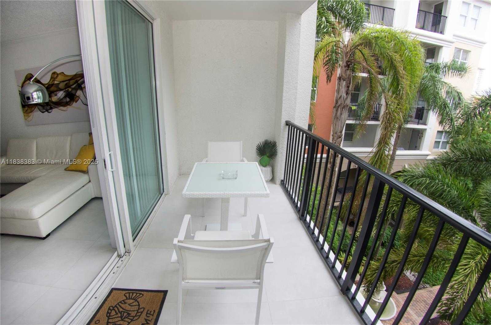 Small Image of 17145 NORTH BAY RD #4402, Sunny Isles Beach Number 27