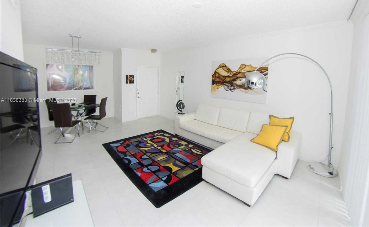 Small Image of 17145 NORTH BAY RD #4402, Sunny Isles Beach Number 5