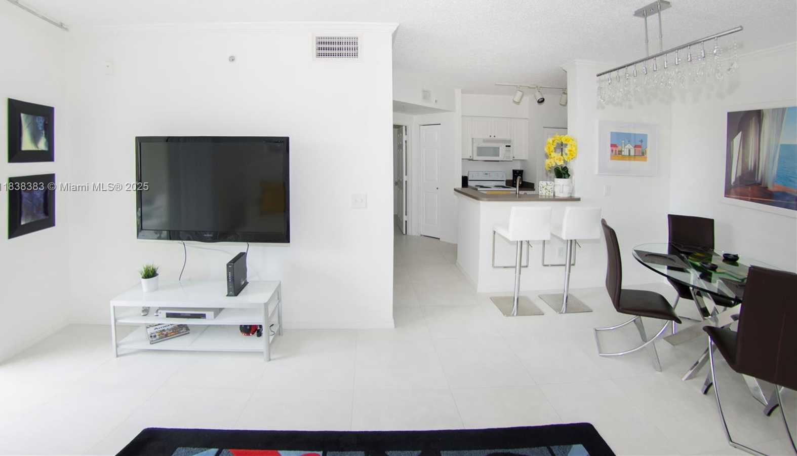 Small Image of 17145 NORTH BAY RD #4402, Sunny Isles Beach Number 6