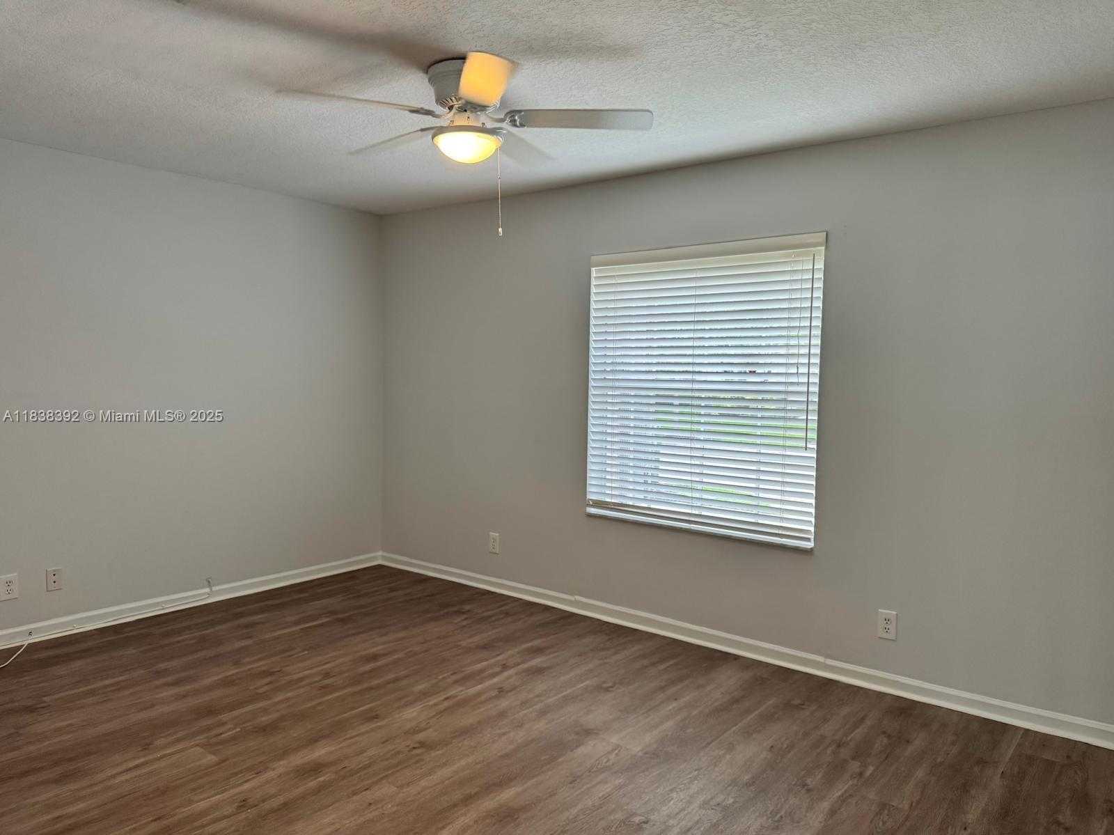 Small Image of 794 LAKE BLVD #794, Weston Number 13