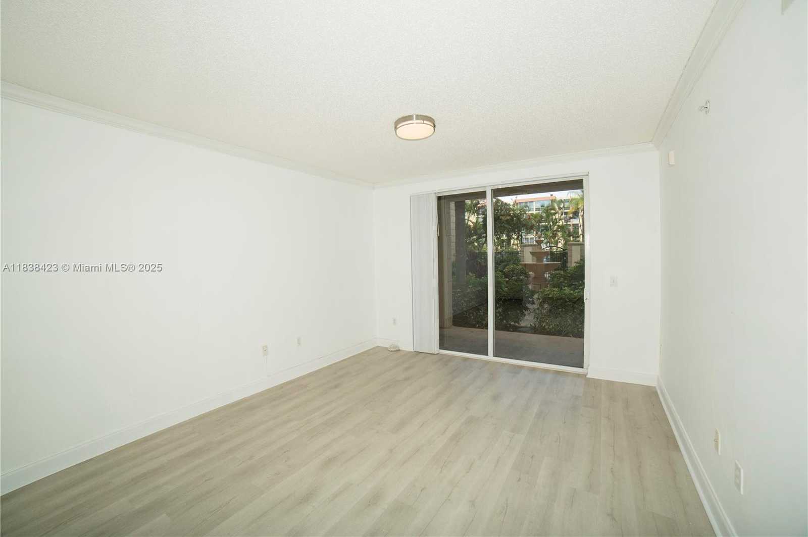 Small Image of 17125 NORTH BAY RD #3101, Sunny Isles Beach Number 10