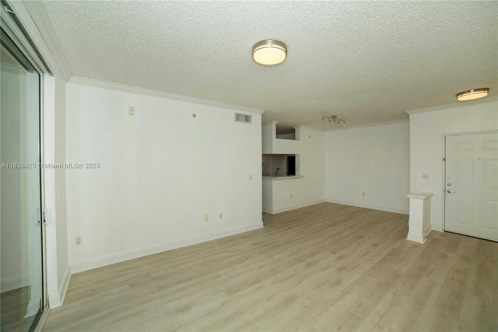 Small Image of 17125 NORTH BAY RD #3101, Sunny Isles Beach Number 13