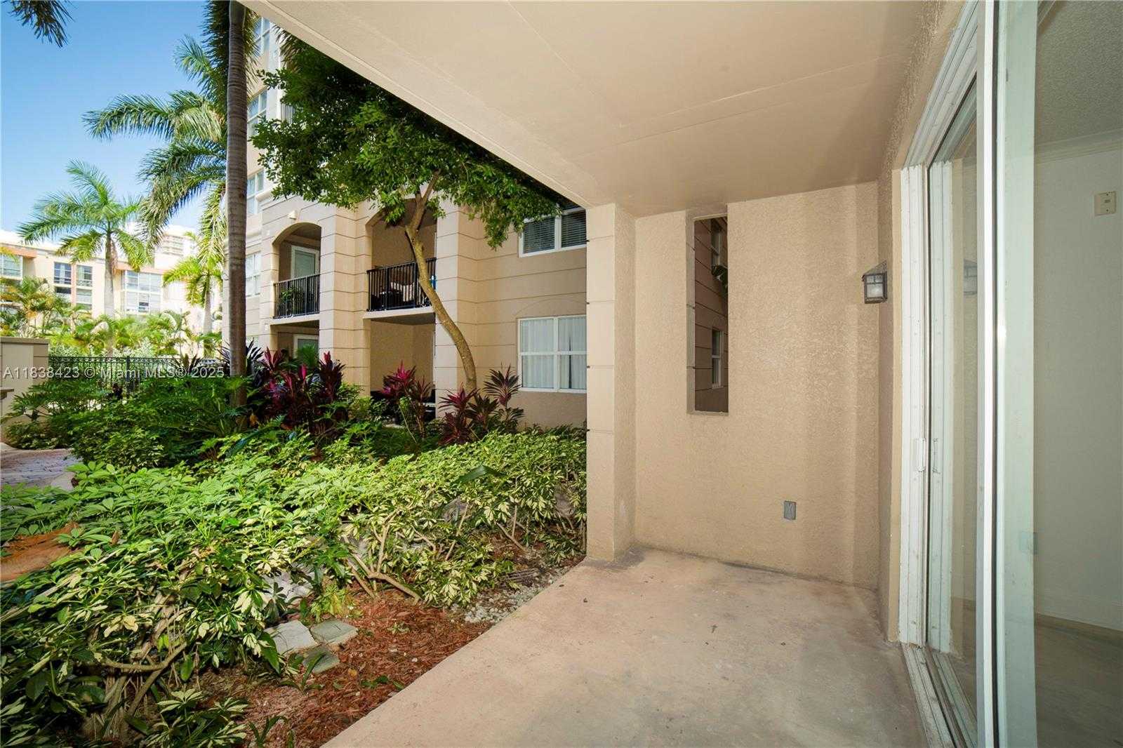 Small Image of 17125 NORTH BAY RD #3101, Sunny Isles Beach Number 24
