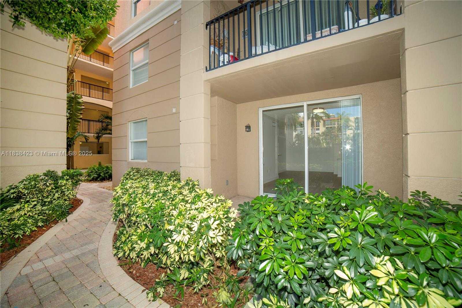 Small Image of 17125 NORTH BAY RD #3101, Sunny Isles Beach Number 25