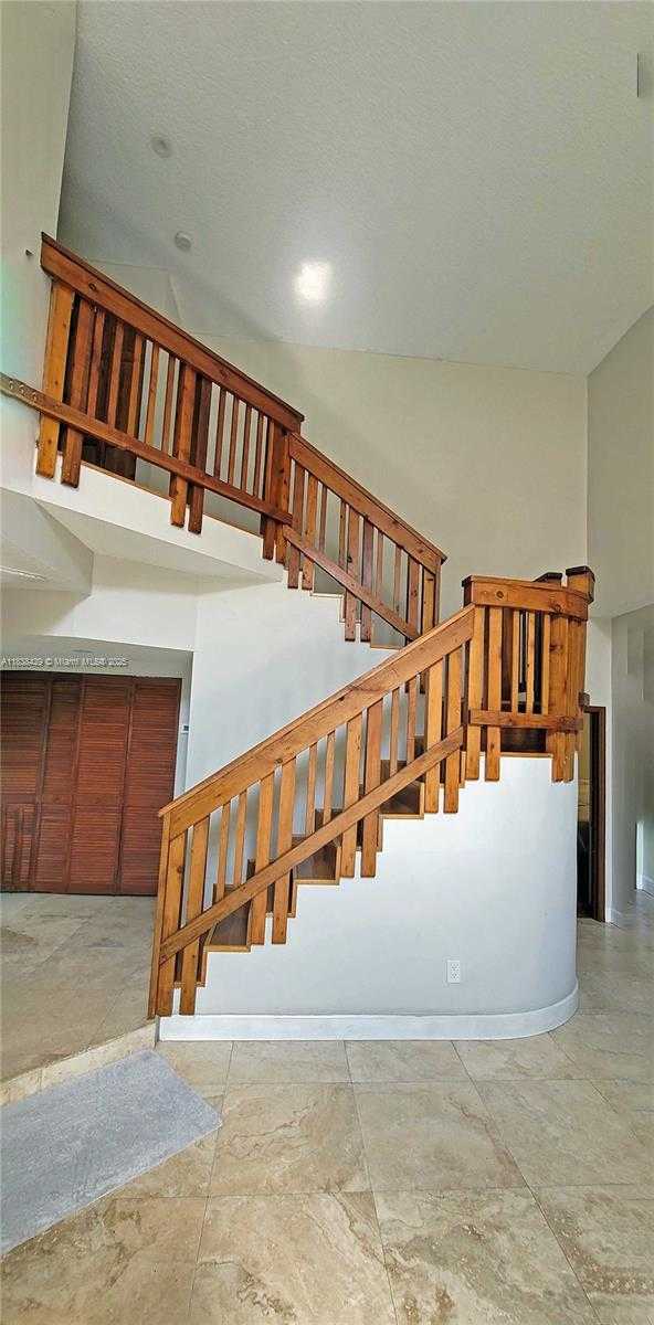 Small Image of 14721 SOUTH WEST 113TH LN #14721, Miami Number 12