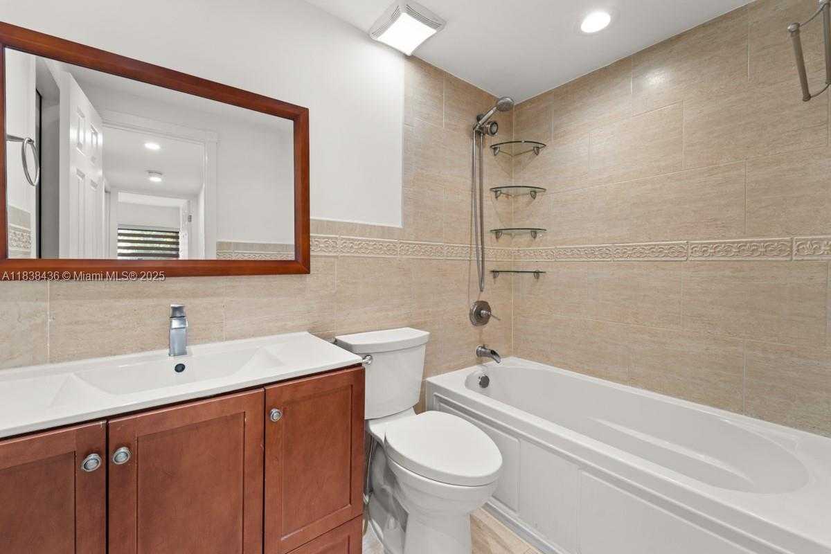 Small Image of 9370 WEST FLAGLER ST #208B, Miami Number 12