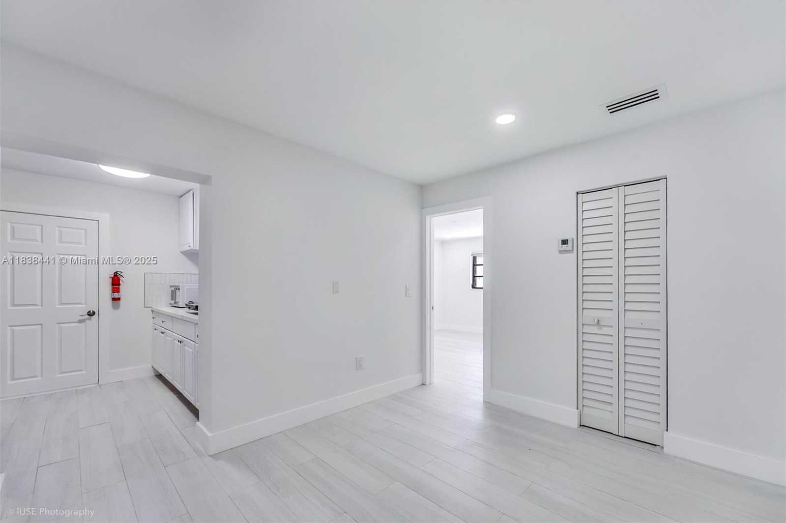 Small Image of 3625 WEST 13TH AVE #2, Hialeah Number 4