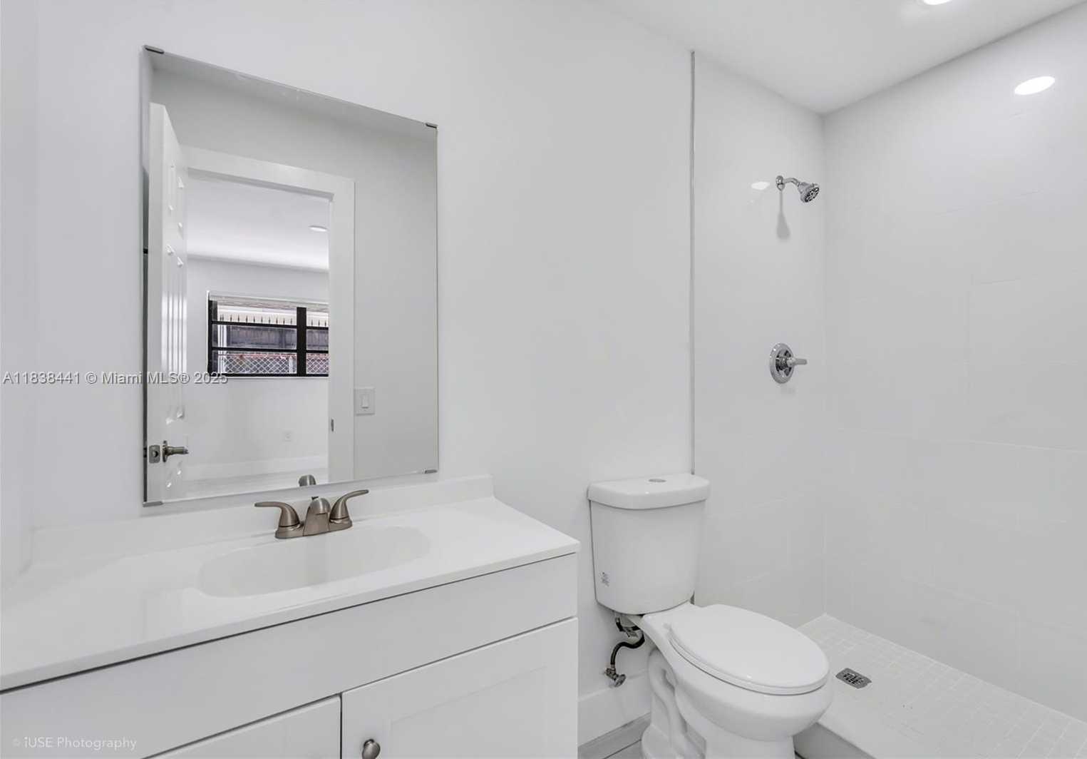 Small Image of 3625 WEST 13TH AVE #2, Hialeah Number 9