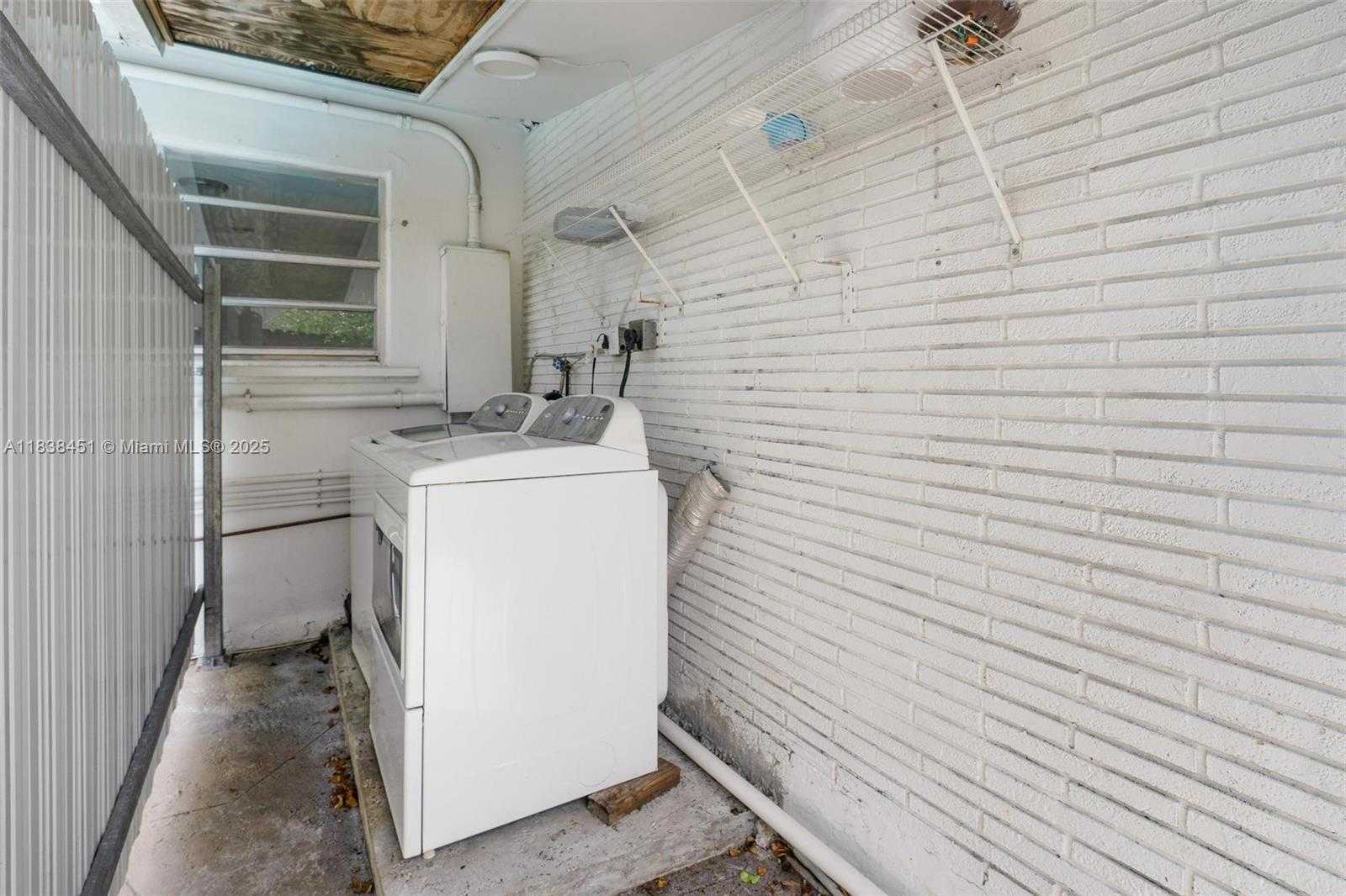 Small Image of 700 SOUTH WEST 67TH AVE #A, Pembroke Pines Number 37
