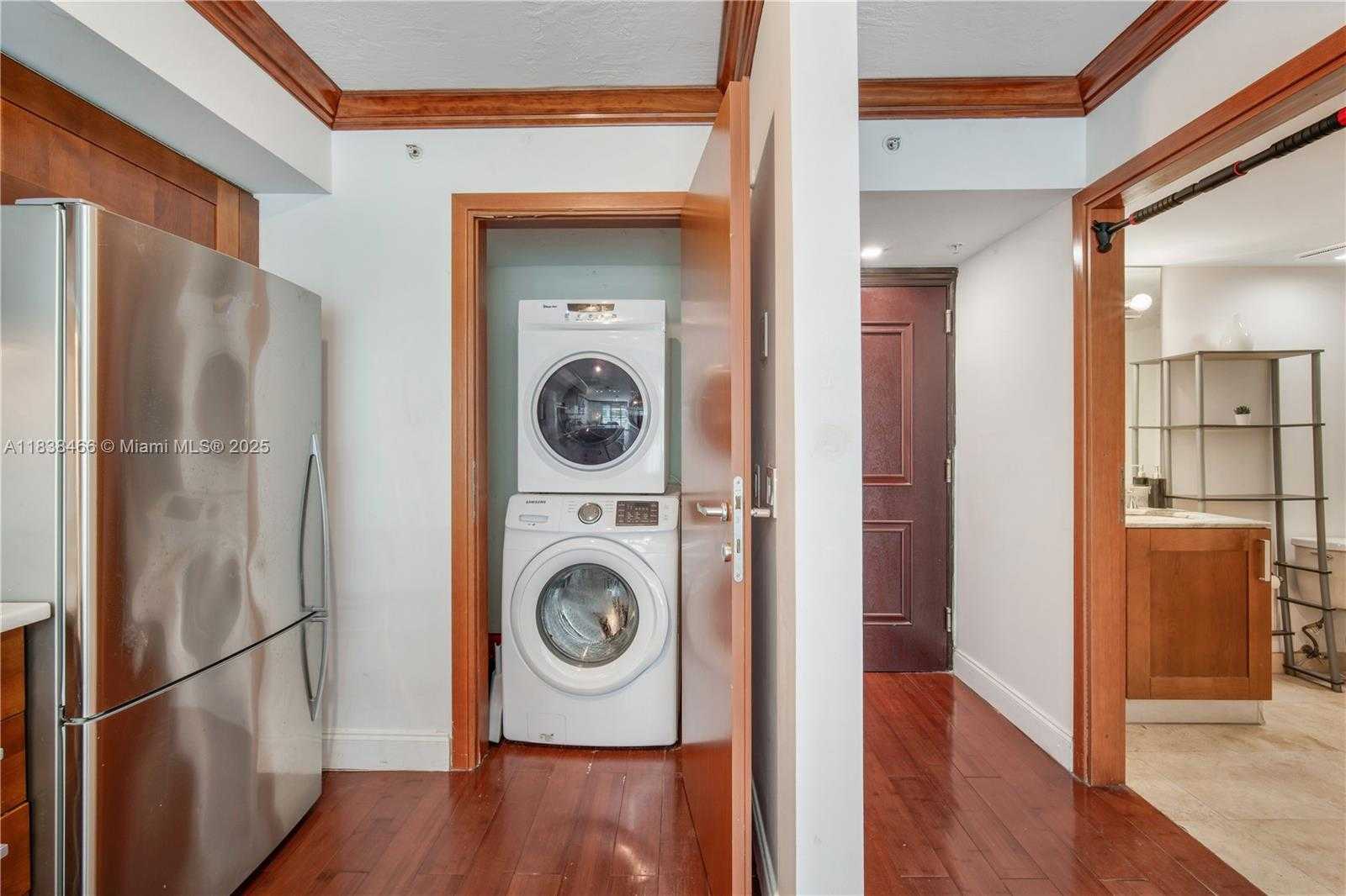 Small Image of 9499 COLLINS AVE #1005, Surfside Number 8