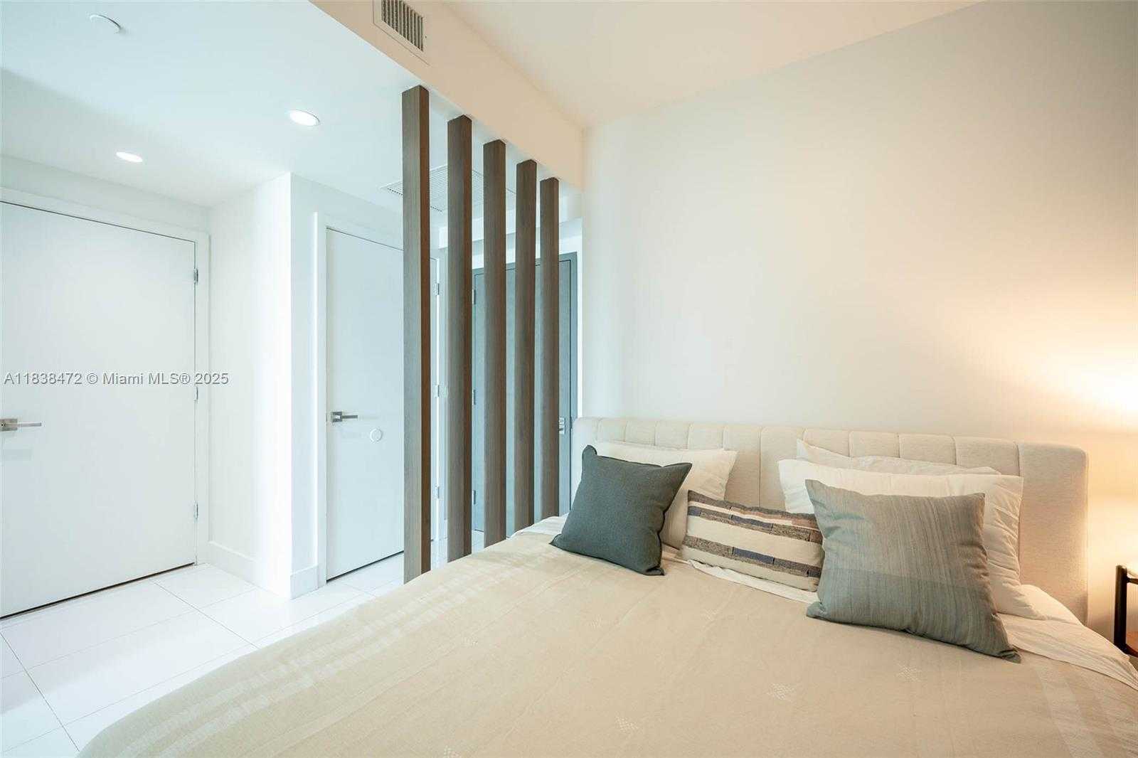 Small Image of 1080 BRICKELL AVE #3805, Miami Number 3