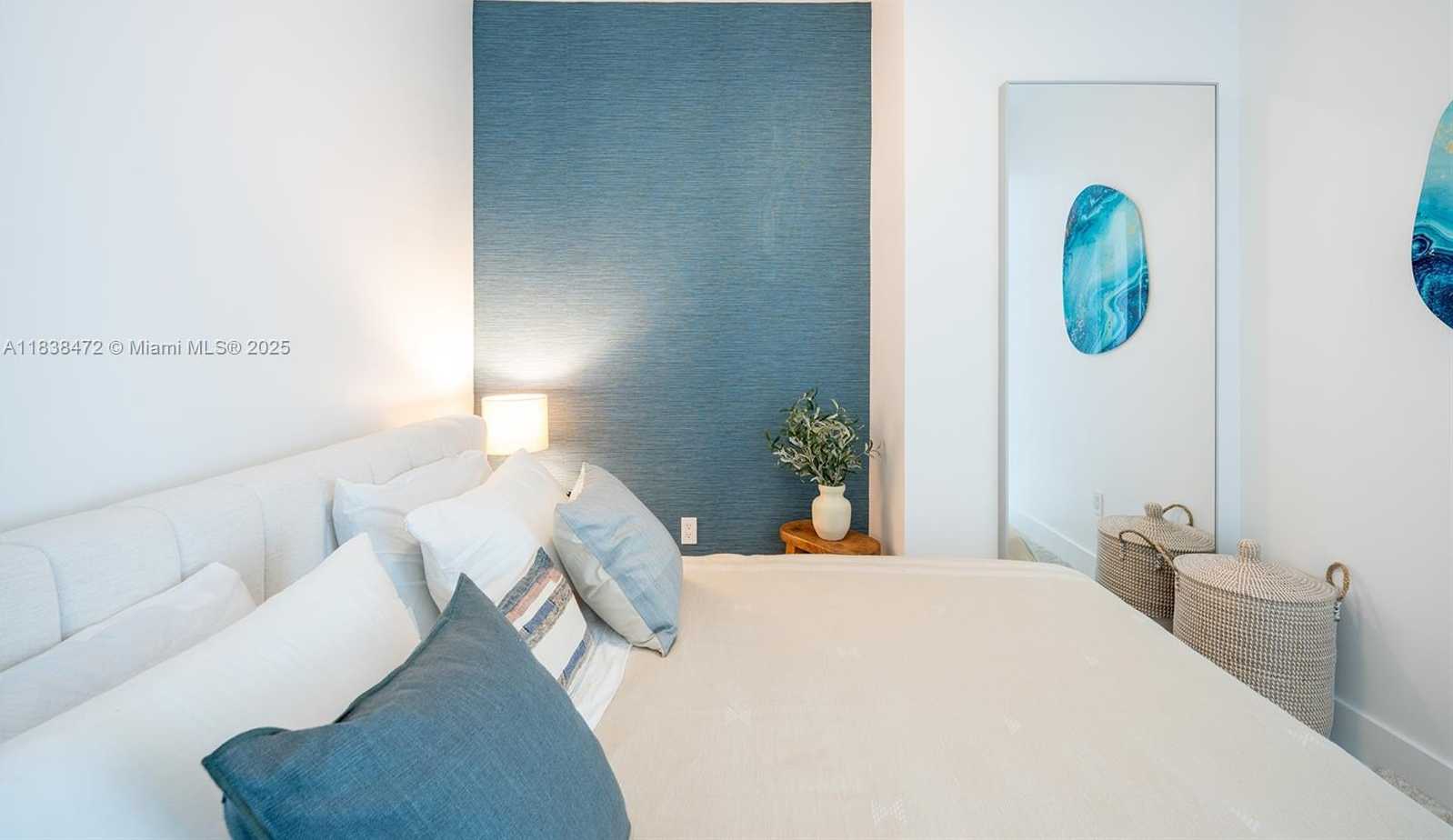 Small Image of 1080 BRICKELL AVE #3805, Miami Number 4