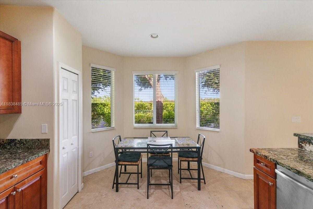 Small Image of 5776 SOUTH WEST 166TH CT, Miami Number 15
