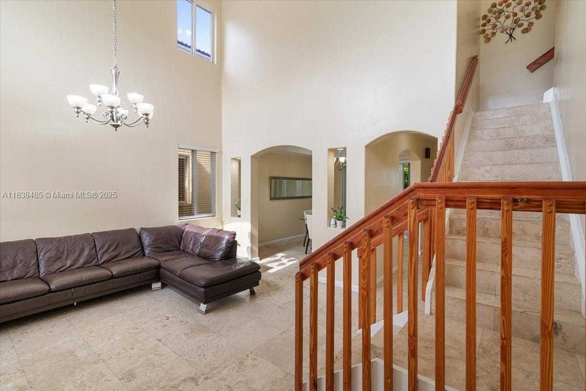 Small Image of 5776 SOUTH WEST 166TH CT, Miami Number 6