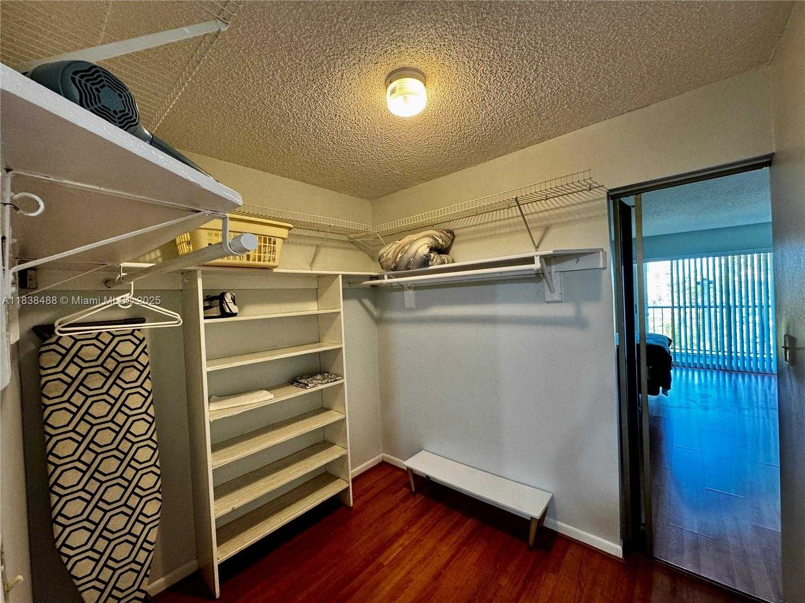 Small Image of 201 178TH DR #437, Sunny Isles Beach Number 11