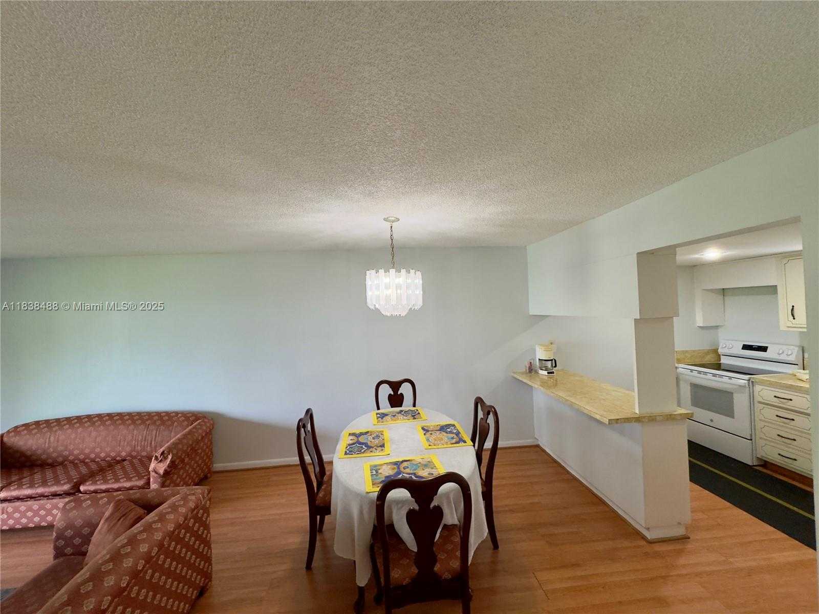 Small Image of 201 178TH DR #437, Sunny Isles Beach Number 5