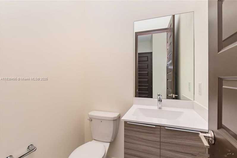 Small Image of 8853 NORTH WEST 155TH TER #8853, Miami Lakes Number 16