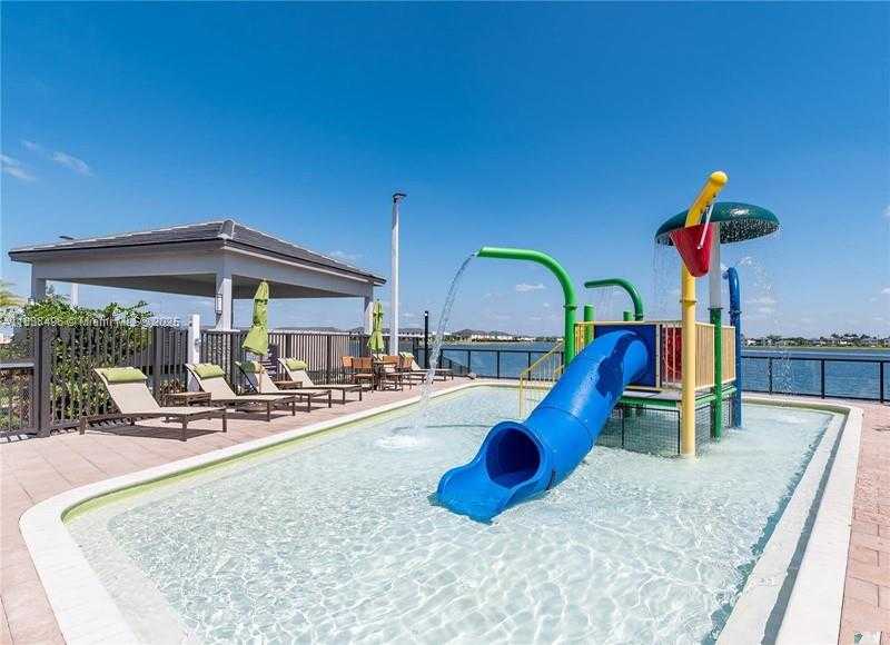 Small Image of 8853 NORTH WEST 155TH TER #8853, Miami Lakes Number 19