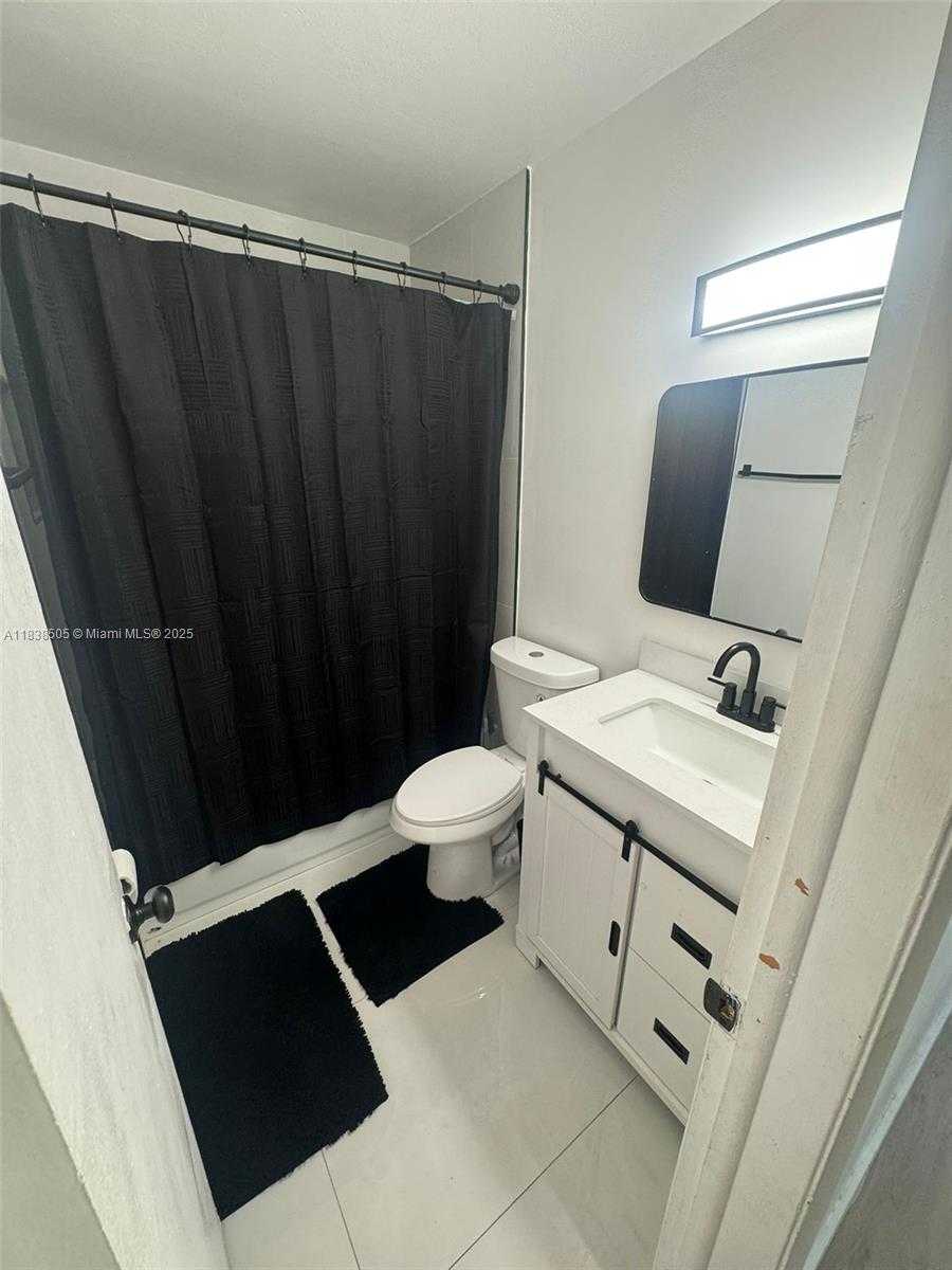 Small Image of 891 NORTH WEST 33RD TER #891, Lauderhill Number 2