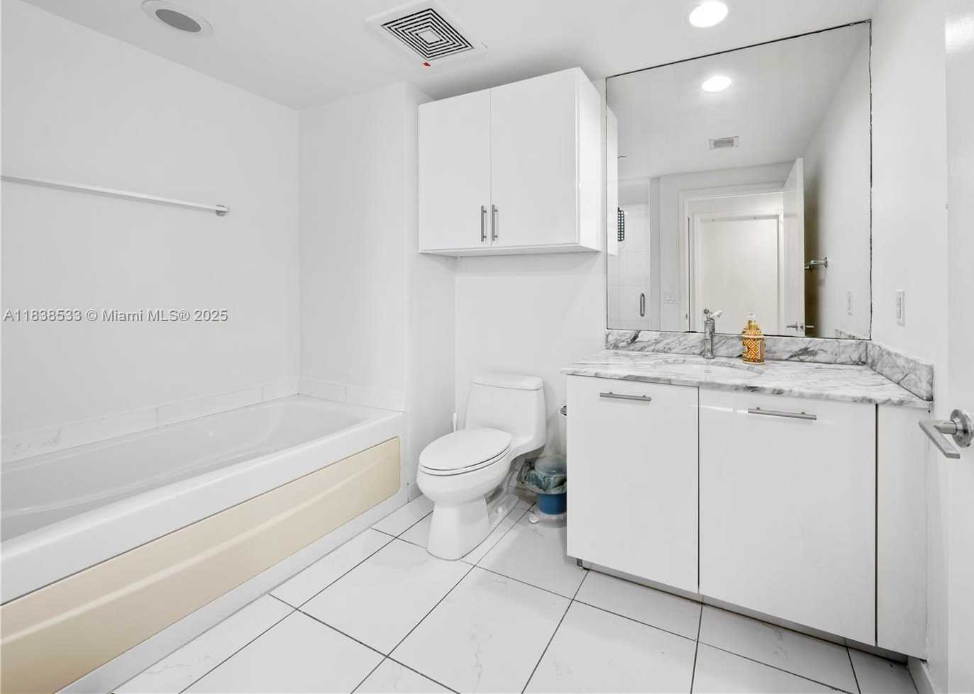 Small Image of 55 SOUTH EAST 6TH ST #1708, Miami Number 12