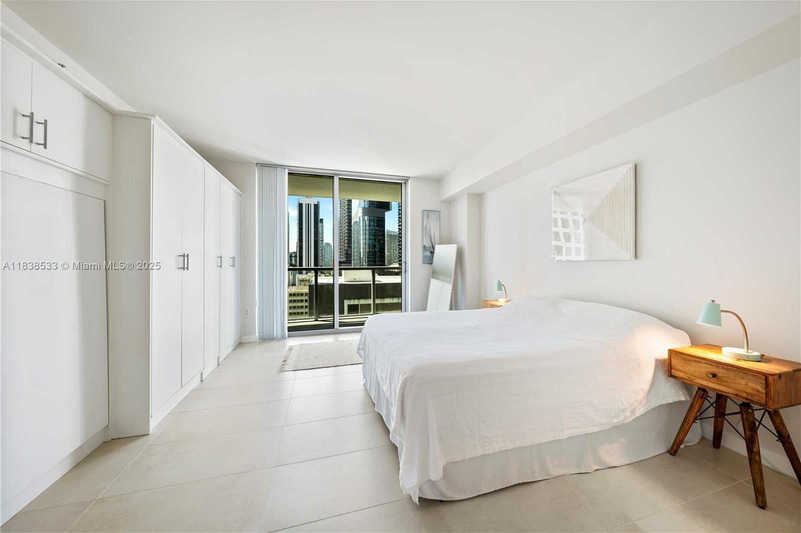 Small Image of 55 SOUTH EAST 6TH ST #1708, Miami Number 8