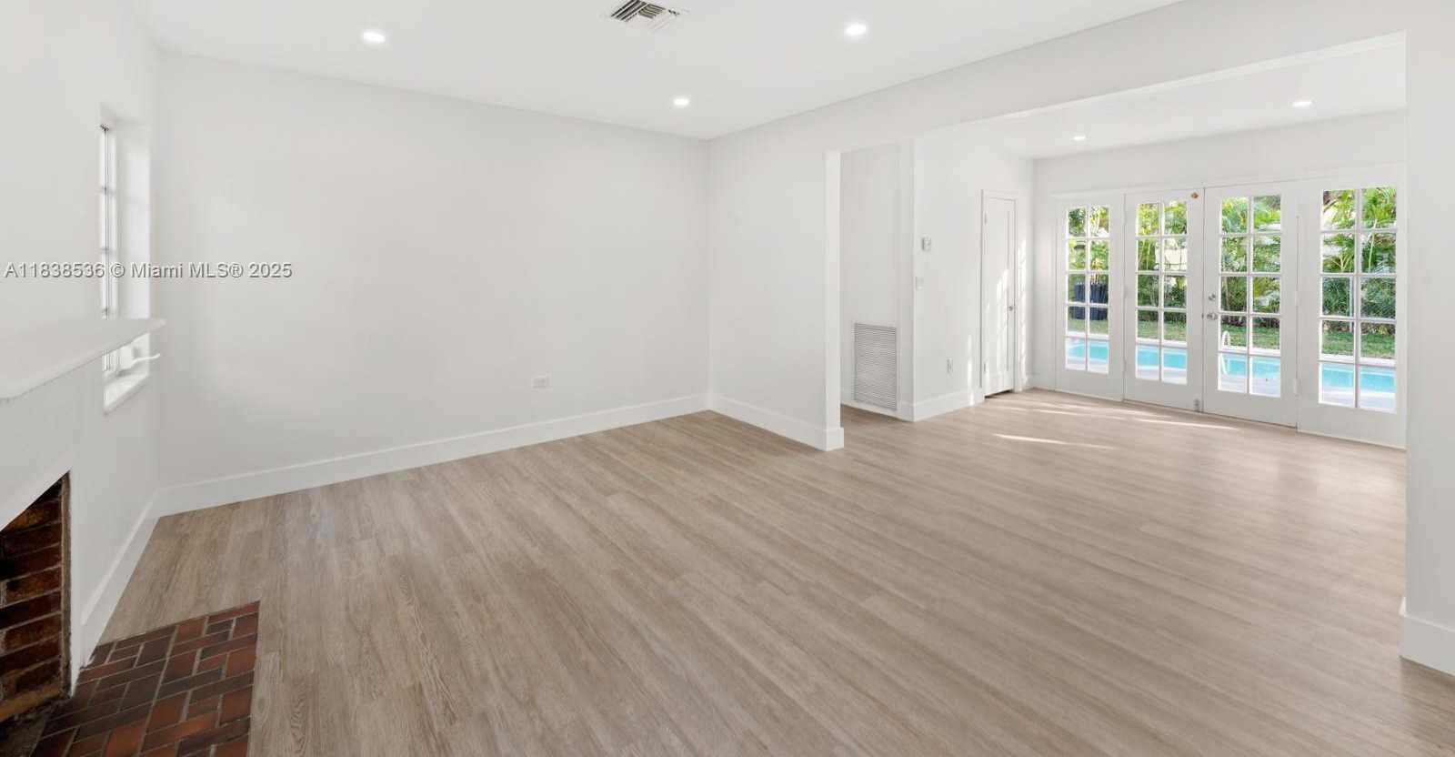 Small Image of 4080 HARDIE AVE, Miami Number 8