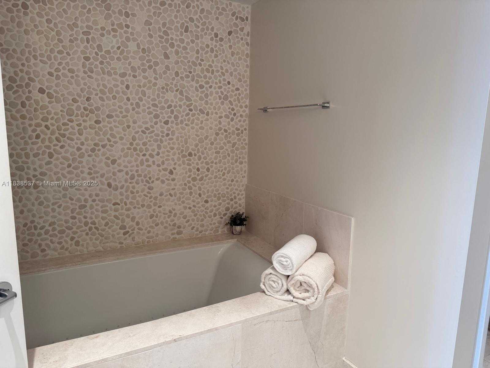 Small Image of 17121 COLLINS AVE #3506, Sunny Isles Beach Number 17