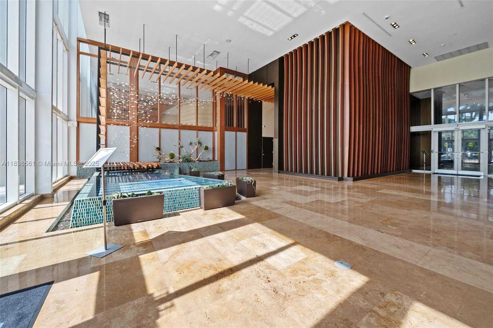 Small Image of 50 BISCAYNE BLVD #3605, Miami Number 17