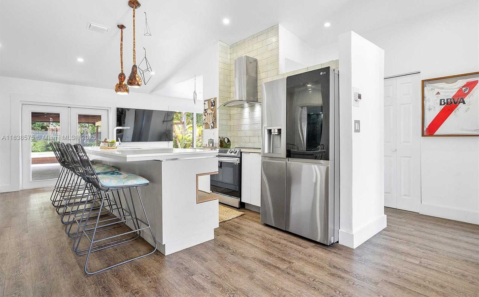 Small Image of 266 NORTH EAST 117TH ST, Miami Number 11
