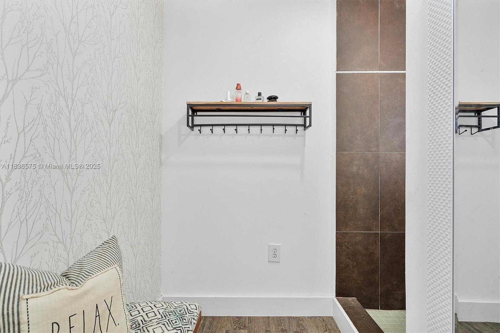 Small Image of 266 NORTH EAST 117TH ST, Miami Number 36