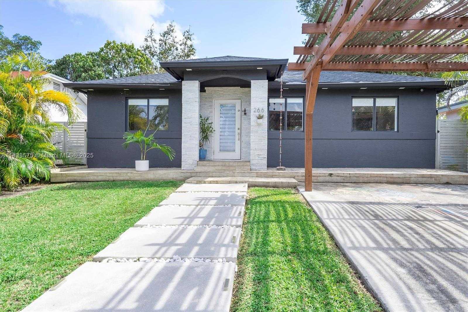 Small Image of 266 NORTH EAST 117TH ST, Miami Number 4