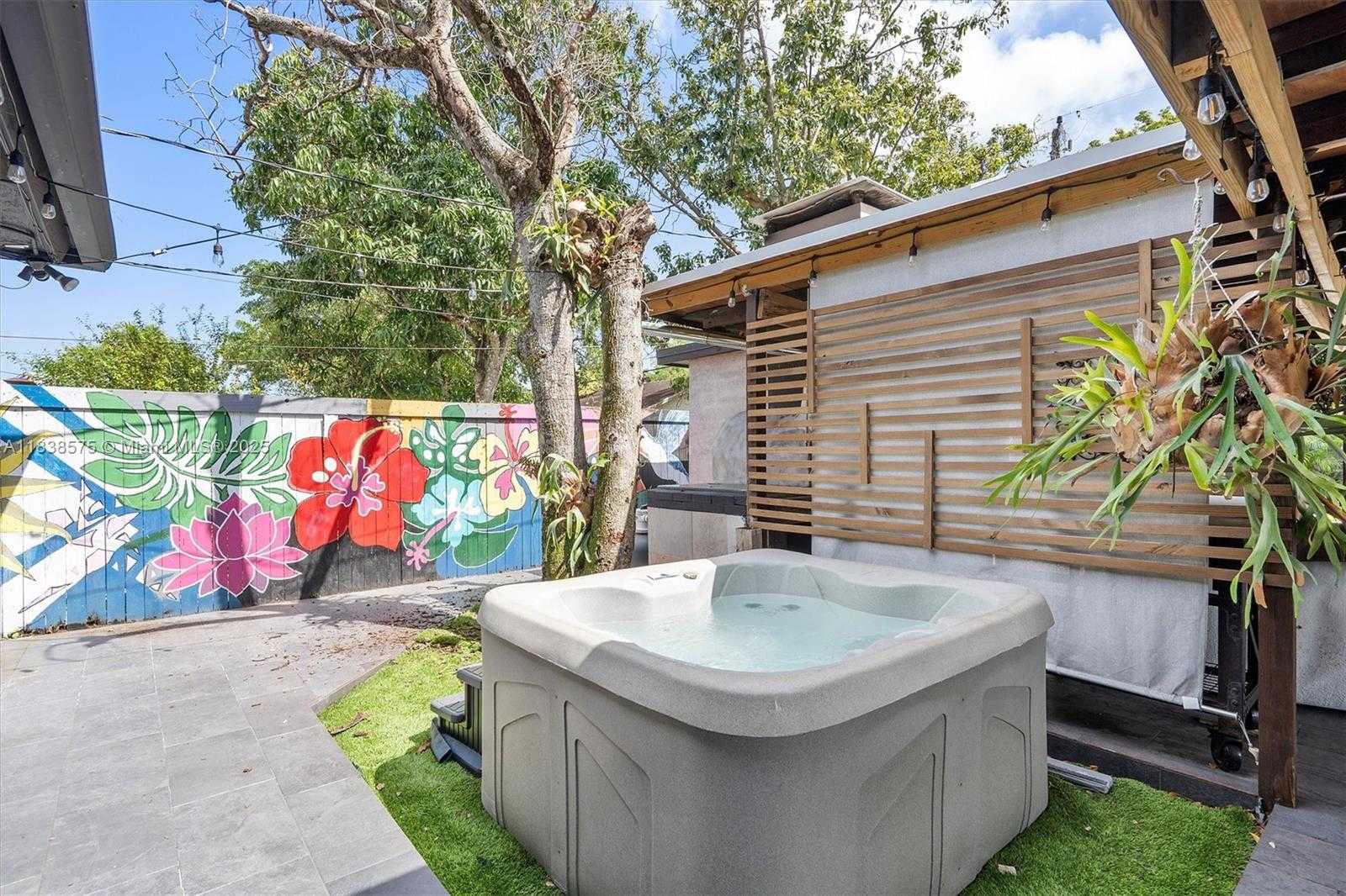 Small Image of 266 NORTH EAST 117TH ST, Miami Number 47